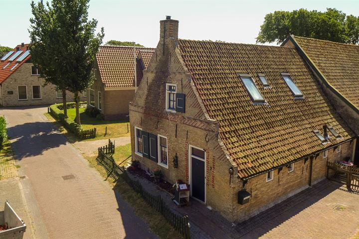 Bekijk foto 48 van Johannes Bakkerstraat 7