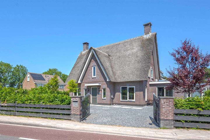 Bekijk foto 1 van Voorweg 118