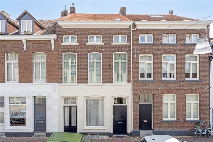 Bekijk foto 1 van Veldstraat 34