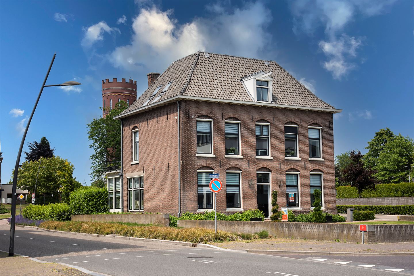 Bekijk foto 1 van Haerstraat 43