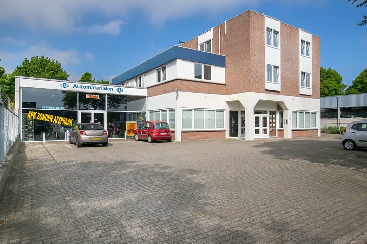 Hofdwarsweg 57, Geleen