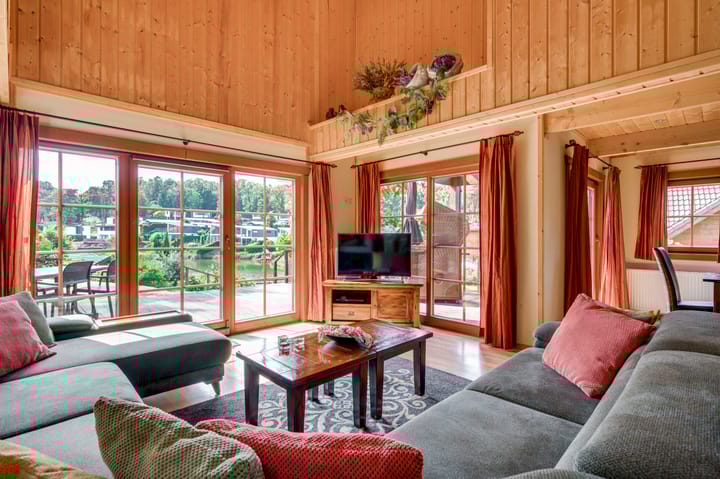 Foto 15 van Akerstraat 153-95