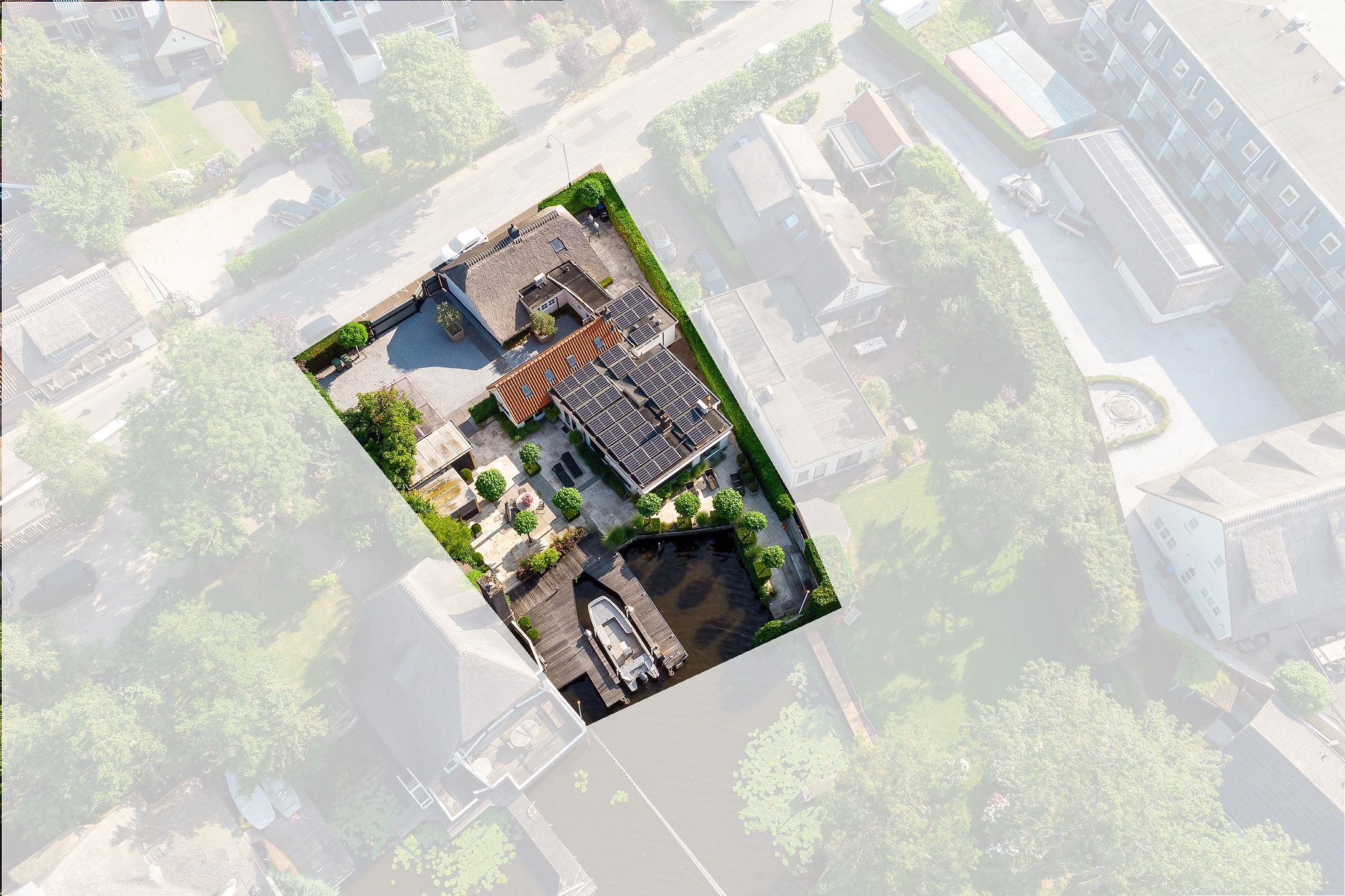 Huis te koop: Oud-Loosdrechtsedijk 263 -265 1231 LZ Loosdrecht [funda]