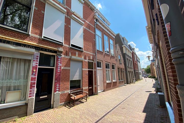 Bekijk foto 1 van Kerkstraat 21