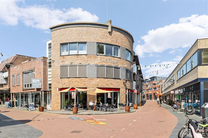 Nieuwe Markt 9, Raalte