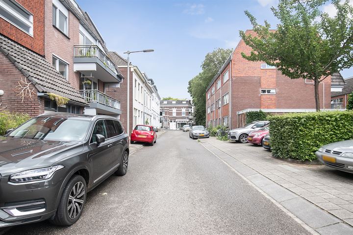 Bekijk foto 33 van Sumatrastraat 53