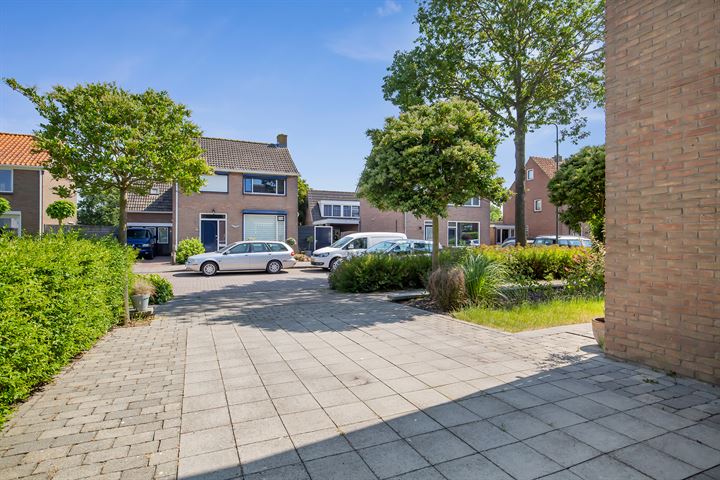 Bekijk foto 33 van Ooststraat 7