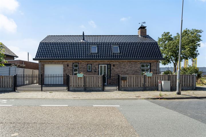 Bekijk foto 32 van Oude Medelsestraat 58