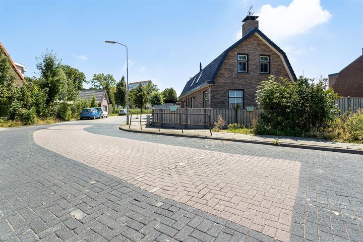 Bekijk foto 31 van Oude Medelsestraat 58