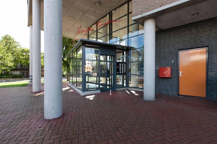 Foto 2 van Hanzeplein 111