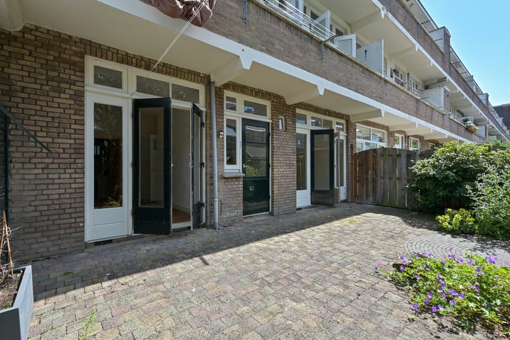 Bekijk foto 32 van Vreeswijkstraat 311