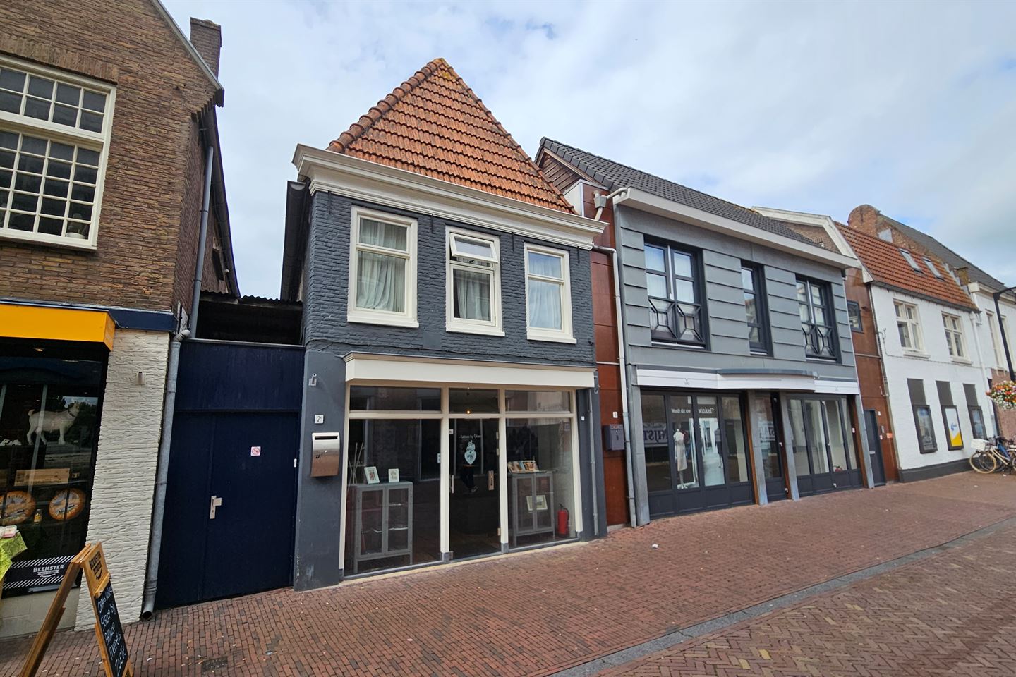 Bekijk foto 1 van Kruisstraat 7