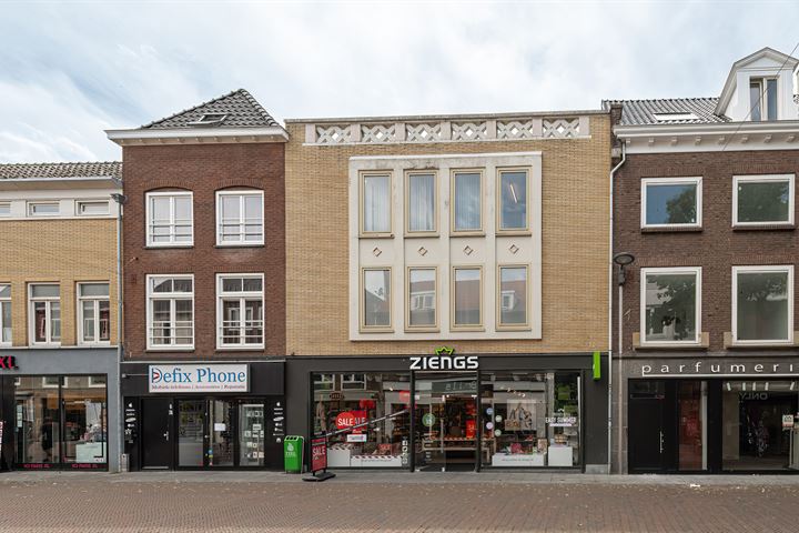 Waterstraat 11, Tiel