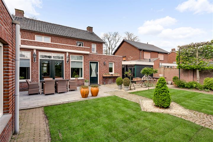 Bekijk foto 42 van Prinses Beatrixstraat 19