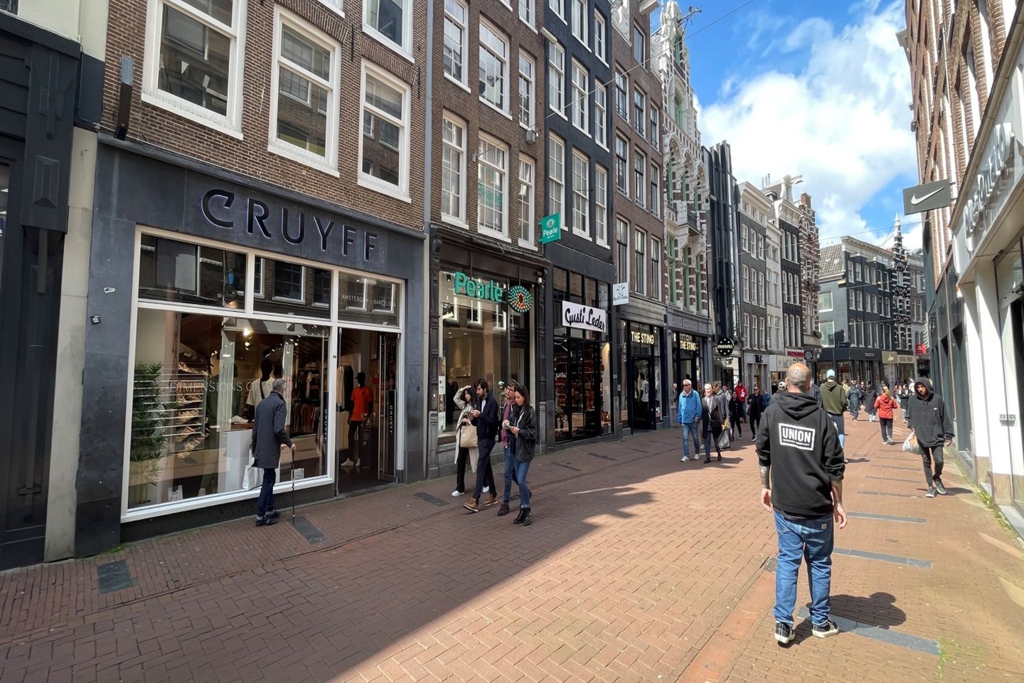 Bekijk foto 3 van Kalverstraat 208