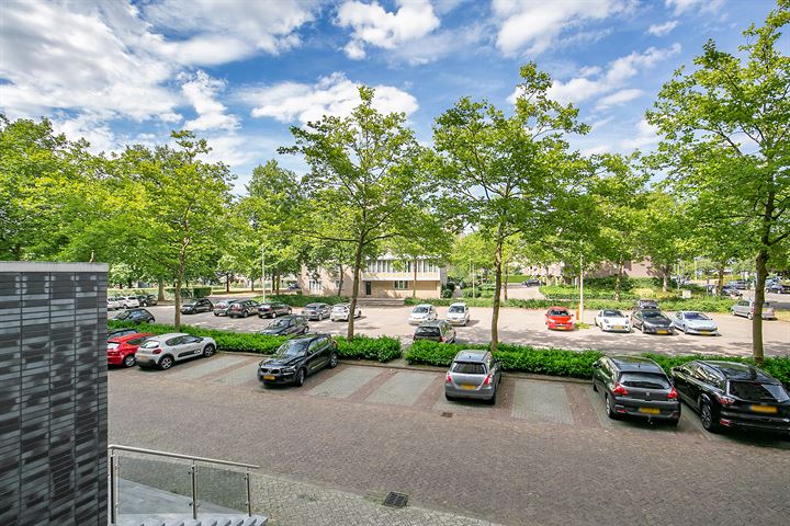 View photo 30 of Veenstraat 182