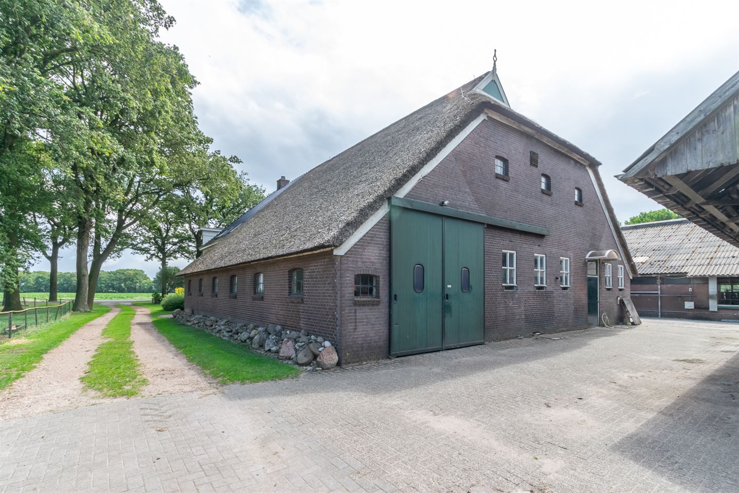 Bekijk foto 4 van Oosterhesselerweg 8