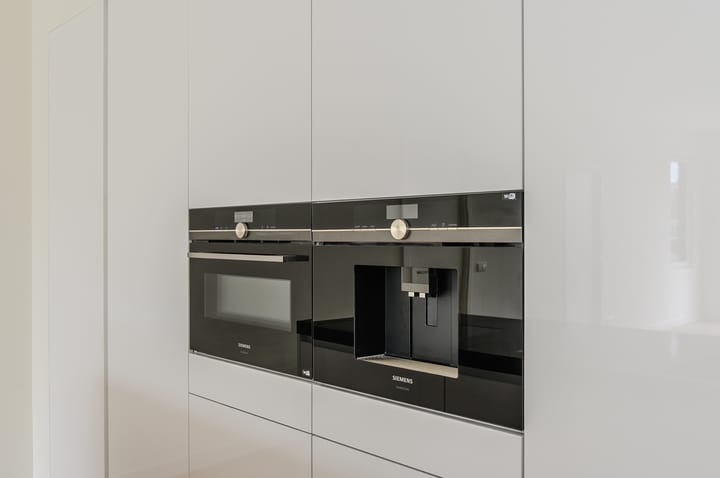 Photo 15 of Hooftstraat 103-A