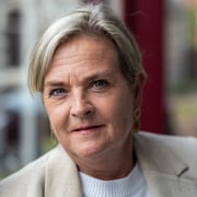 Jessica Veldhuijzen - Commercieel Medewerker