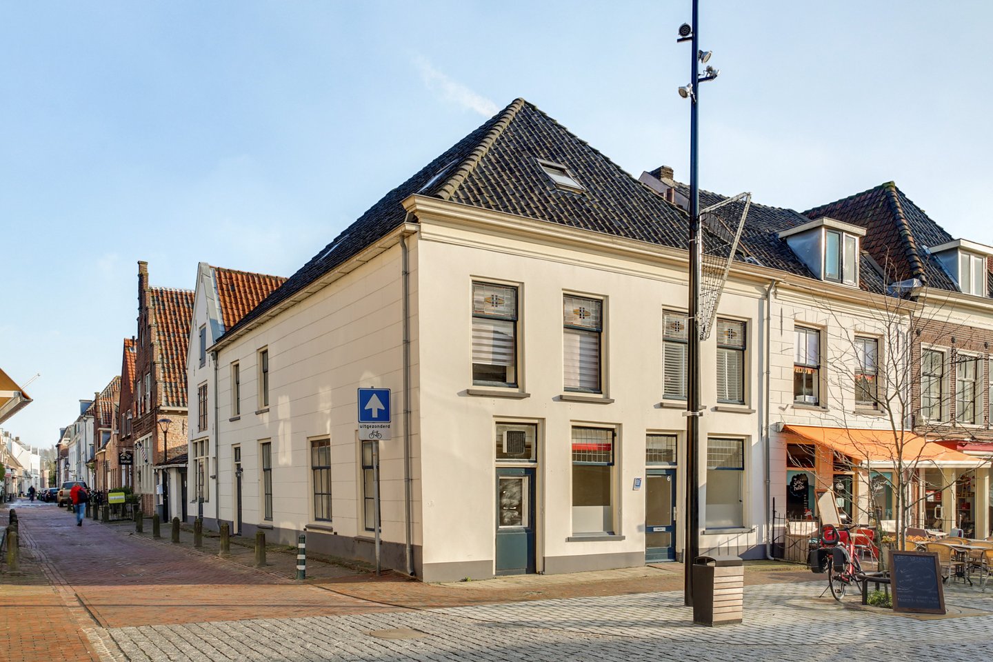 Bekijk foto 1 van Voorstraat 6