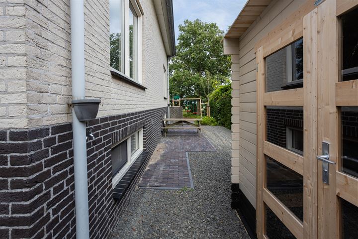 View photo 40 of Pastoor van der Plaatstraat 45