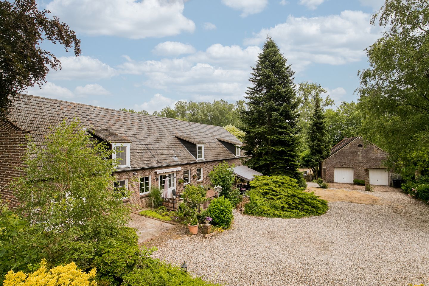 Foto 85 van Broekhuizerweg 40