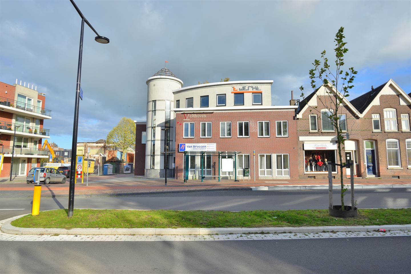 Bekijk foto 2 van Grotebrugse Grintweg 12