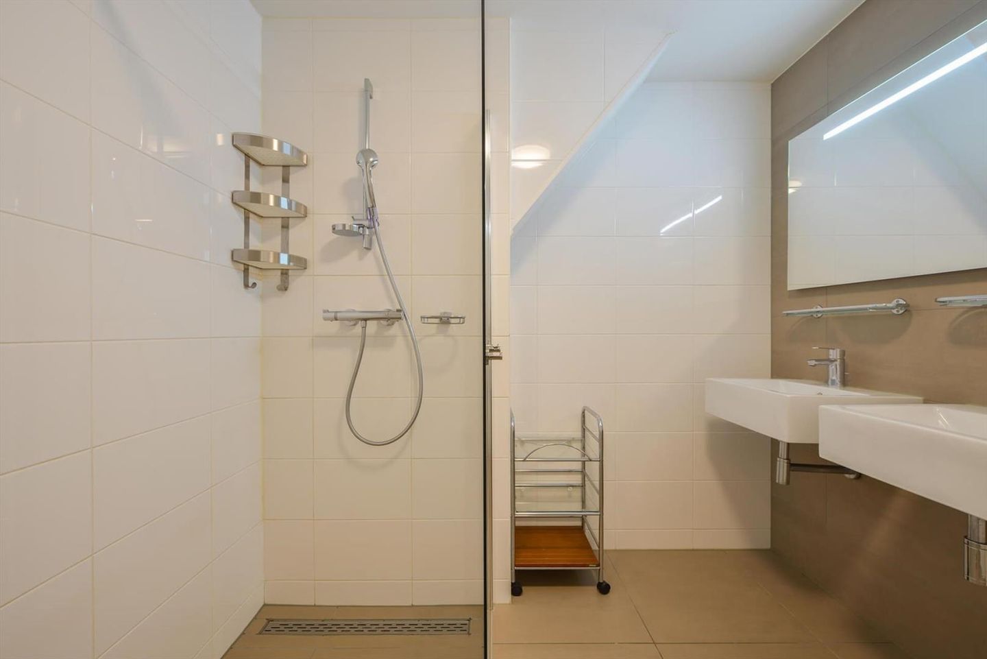 Foto 19 van Zeedijk 2-227