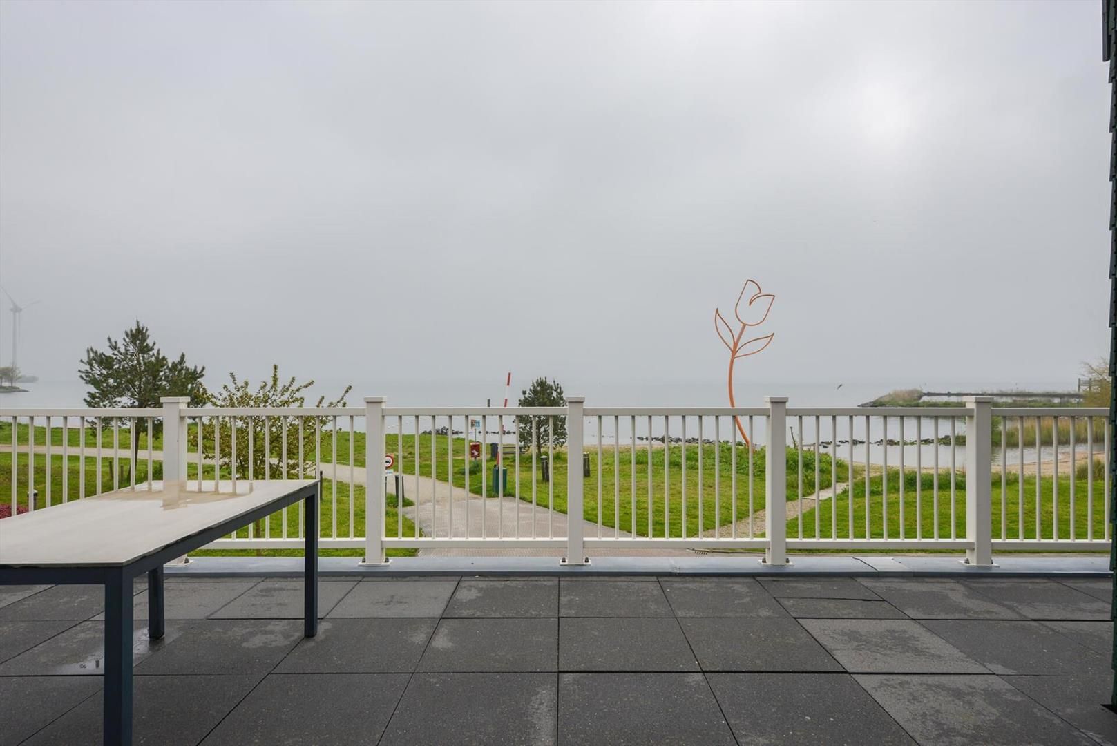 Foto 27 van Zeedijk 2-227