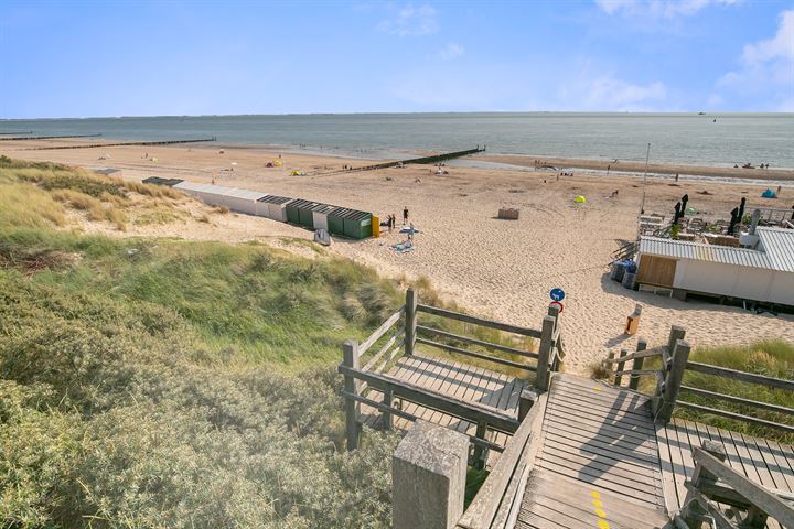 Bekijk foto 2 van Valkenisseweg 51