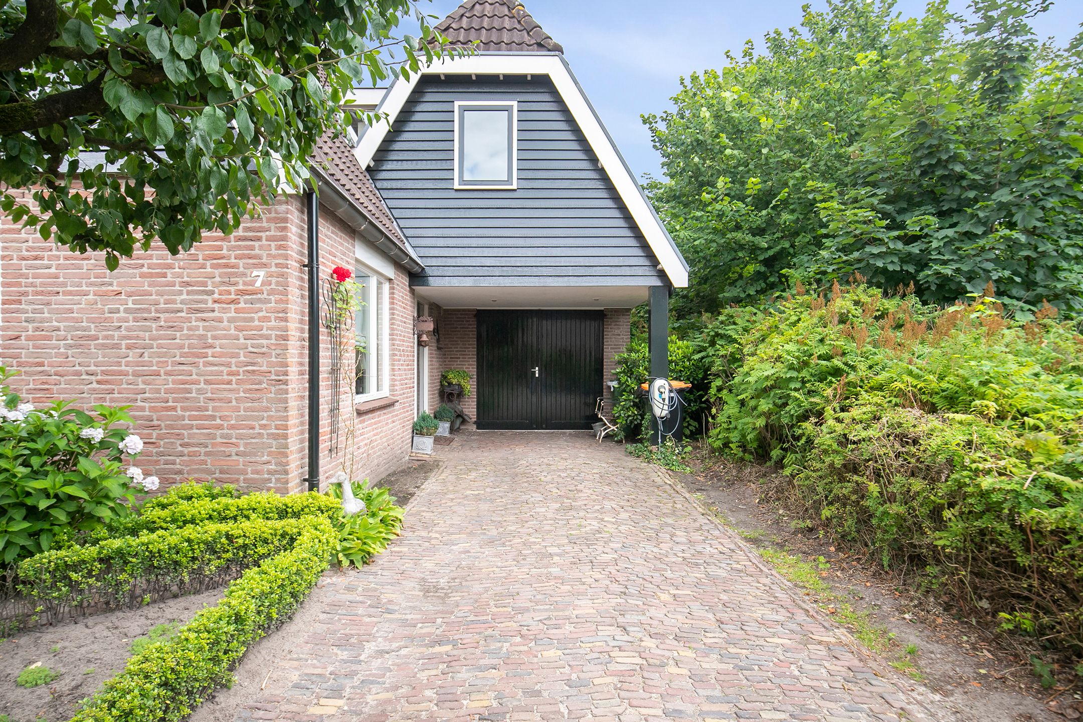 Photo 3 of Hendrik Schoutenstraat 7