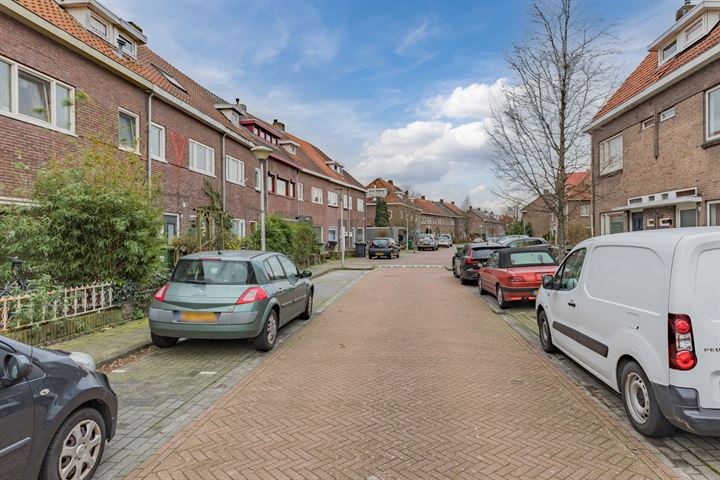 Bekijk foto 32 van Pioenroosstraat 29