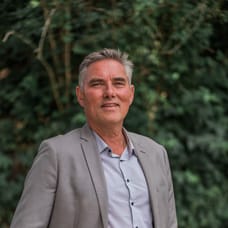 Robert Houthuijzen - NVM Register Makelaar & Taxateur