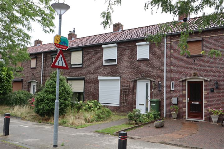 van Wevelickhovenstraat 38, Tegelen