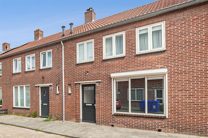 Bekijk foto 23 van Pinksterbloemstraat 12