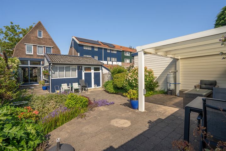 Bekijk foto 16 van Celebesstraat 67