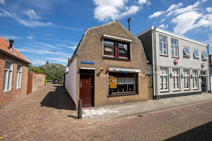 Bekijk foto 1 van 2e Zandstraat 1