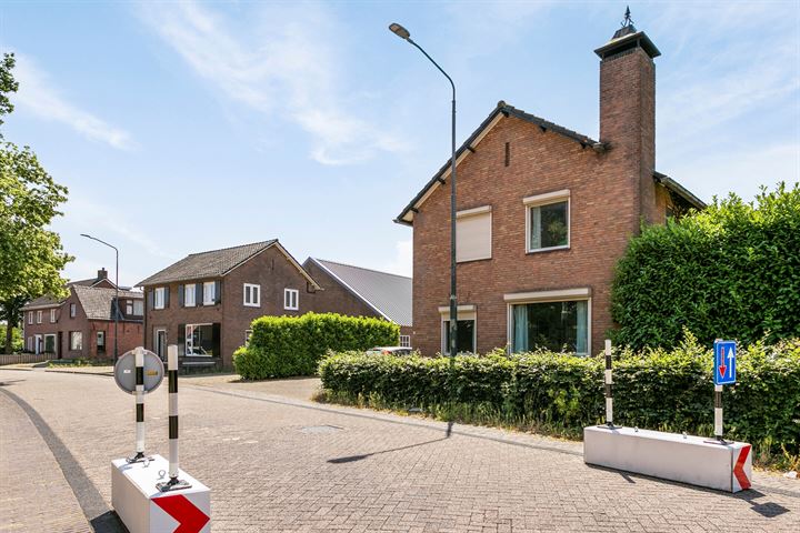 Bekijk foto 2 van Benedenkerkstraat 49