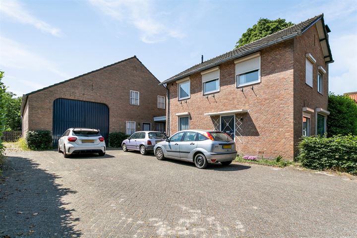 Bekijk foto 4 van Benedenkerkstraat 49