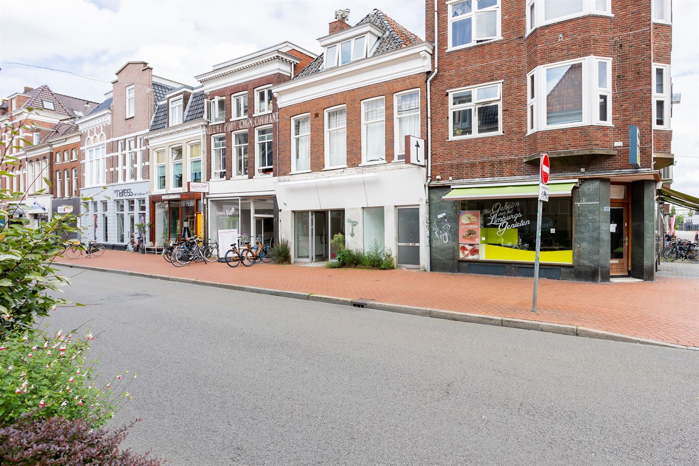 Bekijk foto 1 van Nieuwe Ebbingestraat 19