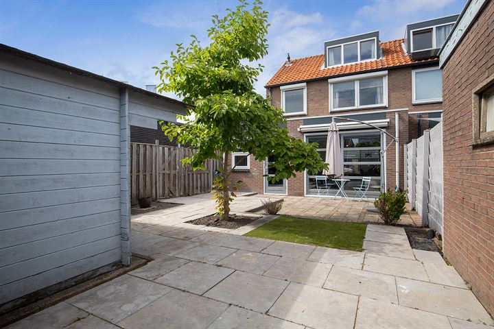 Bekijk foto 37 van Blaaubeenstraat 61