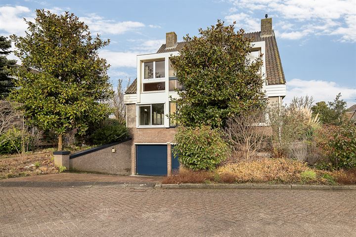 Bekijk foto 40 van Antoniusstraat 7