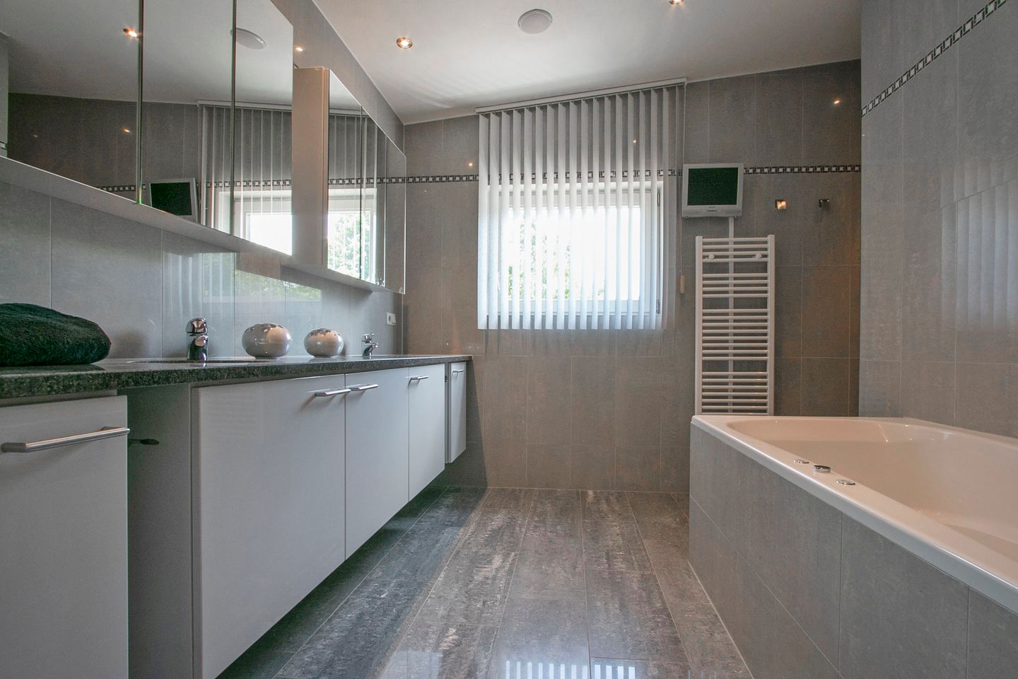 Foto 29 van Rentmeesterlaan 9