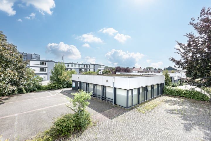 Wethouder van Wellaan 102, Helmond
