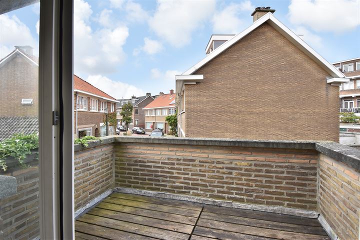 Bekijk foto 22 van Adriaan Coenenstraat 15