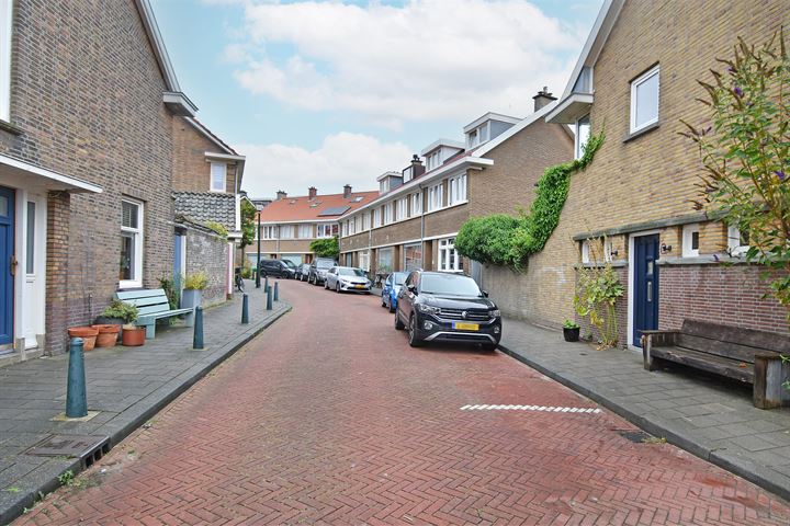 Bekijk foto 31 van Adriaan Coenenstraat 15