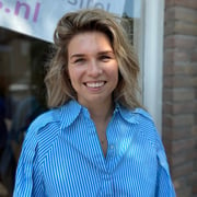 Stefanie Koppers - Commercieel Medewerker