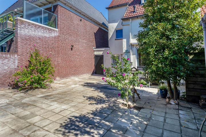 View photo 37 of Oliestraat 56