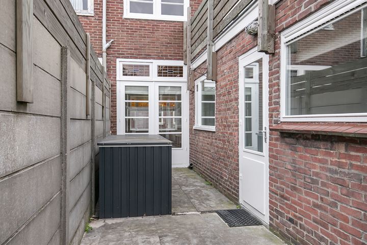 Bekijk foto 24 van Sint Bonifaciusstraat 9