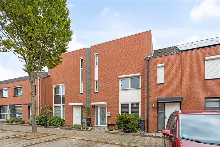 Bekijk foto 32 van Gijs van Aardennestraat 28